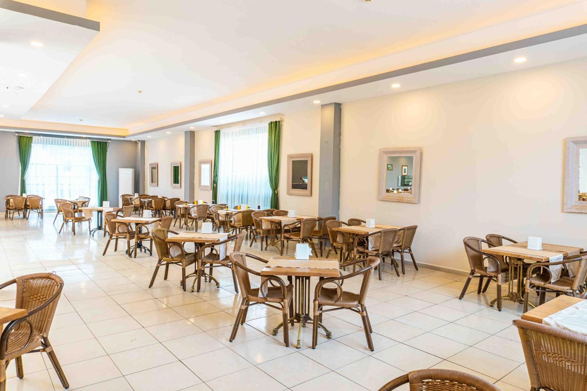 Belpoint Beach Hotel كمر المظهر الخارجي الصورة